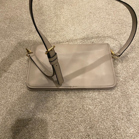 Marc Jacobs Large Madison Taupe Crossbody Shoulder Bag! - Picture 6 of 9